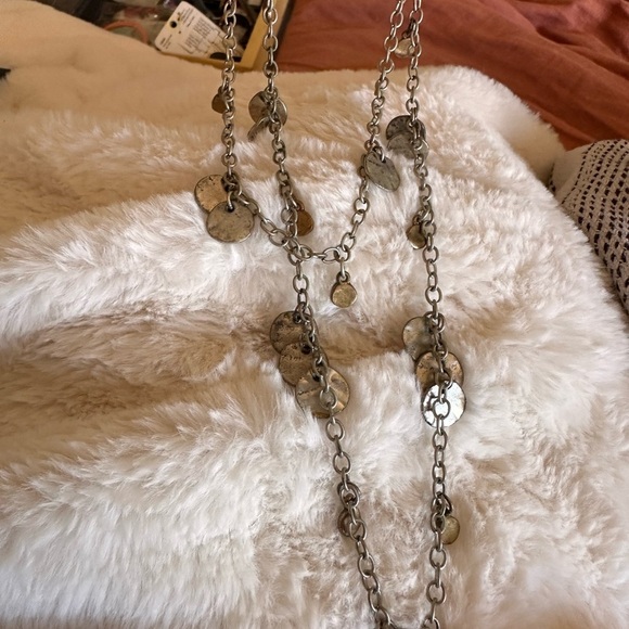 Vintage patina colored coin necklace. Bronze and matte silver colored mixed. - Picture 4 of 5